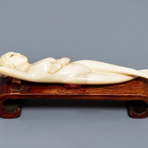 A Chinese ivory model of a doctor's lady, 19th C. — photo 5