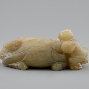 A Chinese jade group of a boy on a buffalo, 18/19th C. — photo 4