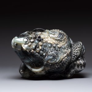 A Chinese jade group of an imperial carriage with mythical beasts and a large three-legged toad, 20th C. — foto 13