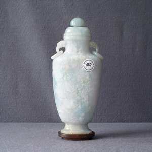 A Chinese jade 'immortals' vase and cover, 19th C. — 照片 7