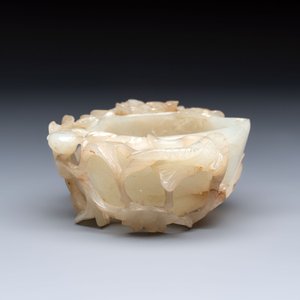 A Chinese jade peach-form brush washer, 19th C. — 照片 5
