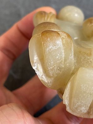 A Chinese jade sculpture of a boy, 18/19th C. — 照片 9