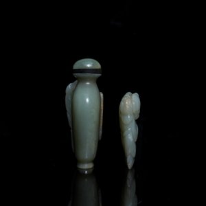 A Chinese jade snuff bottle and a figure of a boy, Qing — photo 5