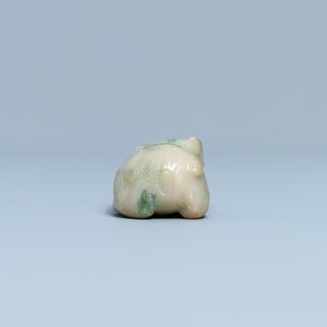 A Chinese jadeite model of a dog, 19/20th C. — 照片 12