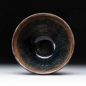A Chinese Jian 'hare fur' tea bowl, Song — 照片 1