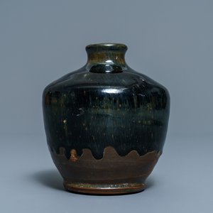 A Chinese Jian 'hare's fur' black-glazed jar, Song — photo 1