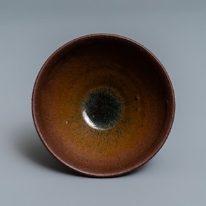 A Chinese Jian 'hare's fur' tea bowl, Song — photo 1