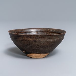 A Chinese Jizhou slip-decorated 'phoenix' bowl, Song/Yuan — photo 7