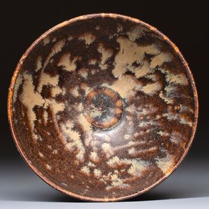 A Chinese Jizhou tortoiseshell-glazed tea bowl, Southern Song — foto 1