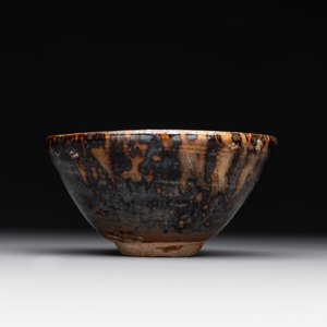 A Chinese Jizhou tortoiseshell-glazed tea bowl, Southern Song — photo 2
