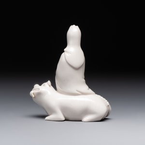 A Chinese 'jun' bowl and a Dehua blanc de Chine group with Guanyin, Ming/Qing — photo 4