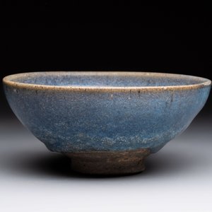 A Chinese 'jun' bowl, Yuan/Ming — photo 3