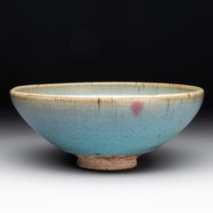 A Chinese 'jun' bowl, Yuan/Ming — photo 2