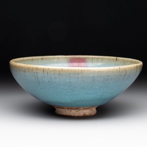 A Chinese 'jun' bowl, Yuan/Ming — photo 4