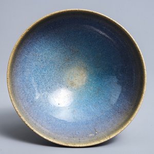 A Chinese 'jun' bowl, Yuan or Ming — photo 1