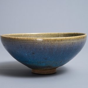 A Chinese 'jun' bowl, Yuan or Ming — photo 2
