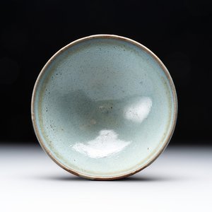 A Chinese 'jun' bowl, Yuan — photo 1