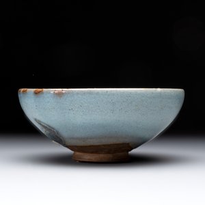 A Chinese 'jun' bowl, Yuan — photo 3