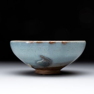 A Chinese 'jun' bowl, Yuan — photo 4