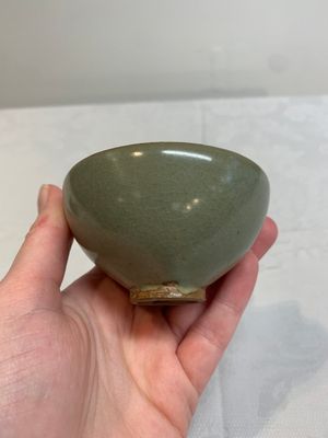 A Chinese 'jun' cup, Yuan/Ming — photo 3