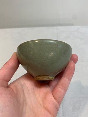 A Chinese 'jun' cup, Yuan/Ming — photo 4