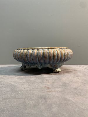A Chinese Jun-glazed bowl and a narcissus basin, Ming/Qing — photo 8