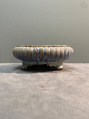 A Chinese Jun-glazed bowl and a narcissus basin, Ming/Qing — photo 9