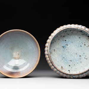 A Chinese Jun-glazed bowl and a narcissus basin, Ming/Qing — photo 6