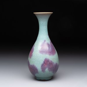 A Chinese jun-glazed vase, Republic — photo 1