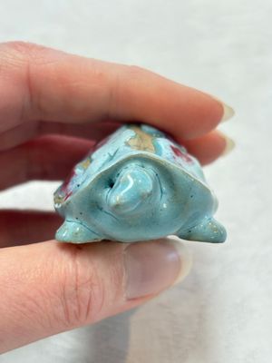 A Chinese jun-type purple-splashed model of a turtle, 17/18th C. — photo 3