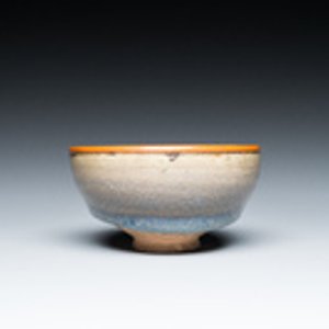 A Chinese junyao bowl with brass rim mount, Song — 照片 3