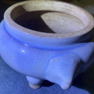 A Chinese junyao tripod censer and a qingbai 'lotus' bowl, Song — 照片 16