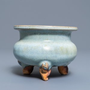 A Chinese junyao tripod censer, probably Ming — 照片 3