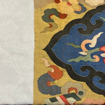 A Chinese kesi 'Deer, Crane and Dragon' panel — photo 6