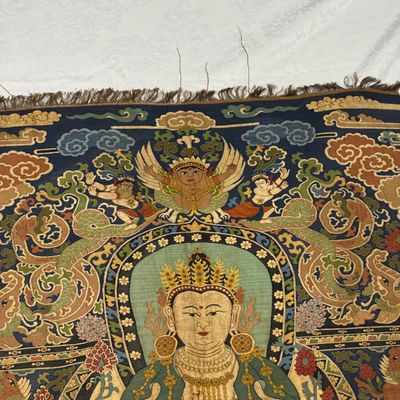 A Chinese kesi silk 'Bodhisattva Samantabhadra' thangka — 照片 7