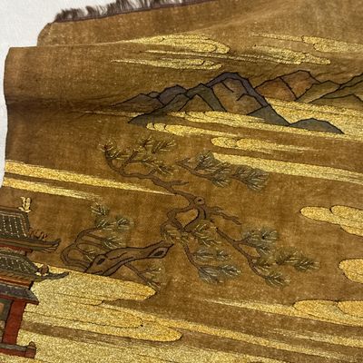 A Chinese kesi 'Yang Guifei 楊貴妃' panel — photo 11