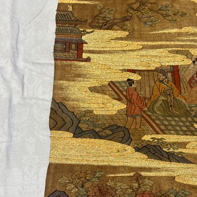 A Chinese kesi 'Yang Guifei 楊貴妃' panel — photo 4