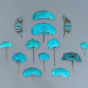 A Chinese kingfisher feather tiara and 13 hairpins, 19/20th C. — 照片 2