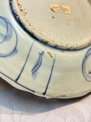 A Chinese 'Kraak' blue and white 'Hatcher Cargo' plate, Wanli — photo 9