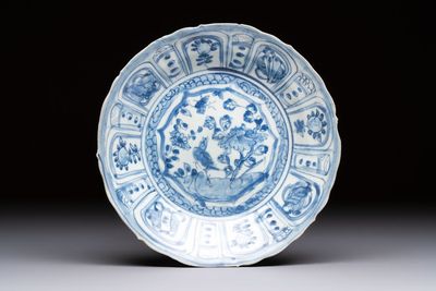 A Chinese 'Kraak' blue and white 'Hatcher Cargo' plate, Wanli