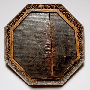 A Chinese lacquer and mother of pearl box, 18th C. — 照片 6