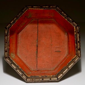 A Chinese lacquer and mother of pearl box, 18th C. — 照片 7