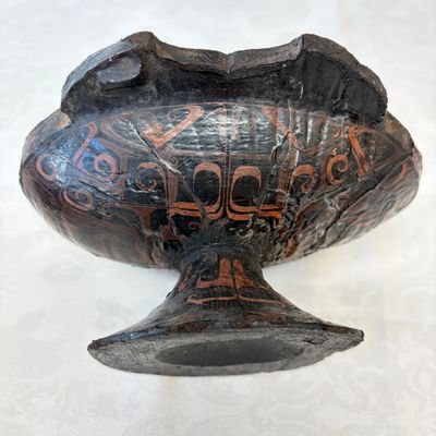 A Chinese lacquered stem cup with two handles — photo 12