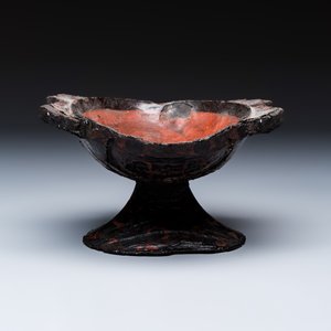 A Chinese lacquered stem cup with two handles — photo 3