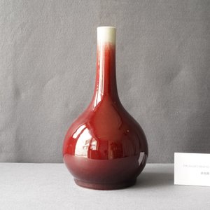 A Chinese langyao-glazed bottle vase, Qianlong — 照片 8