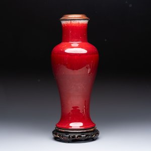 A Chinese langyao vase mounted as a lamp, 18th C. — photo 1