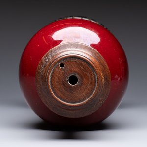 A Chinese langyao vase mounted as a lamp, 18th C. — photo 6