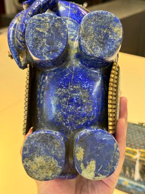 A Chinese lapis lazuli and cloisonné elephant on stand, 19/20th C. — photo 20