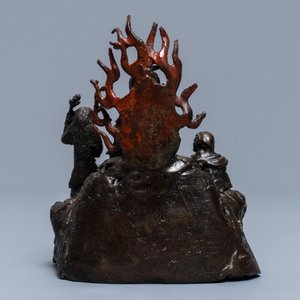 A Chinese laquered, gilt and painted bronze group, Ming — 照片 4