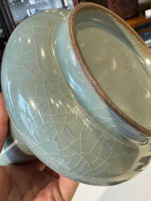 A Chinese Longquan celadon bottle vase, Song/Ming — photo 16